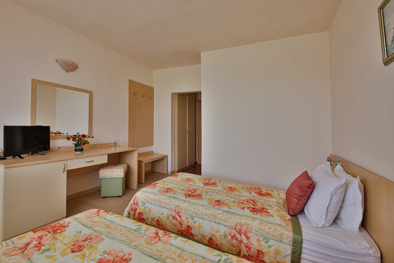 LESE8567_zimmer02
