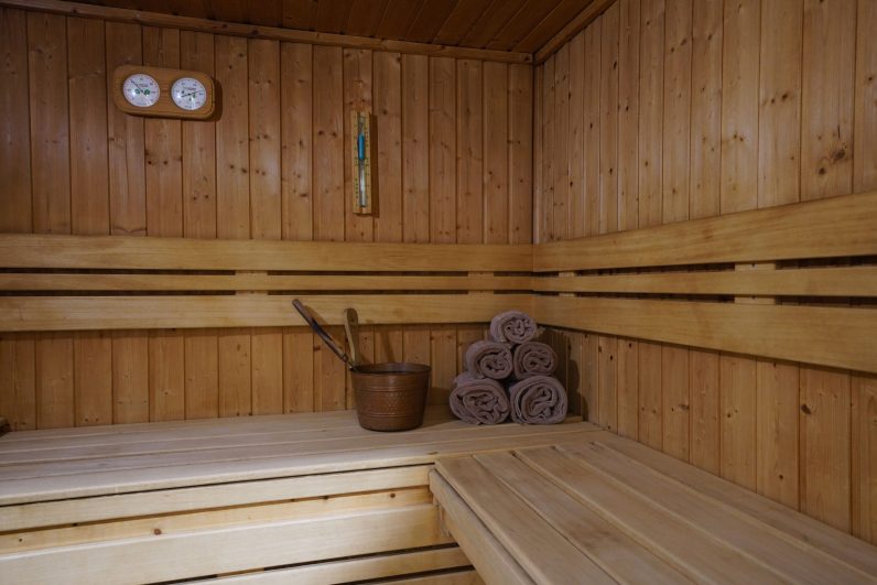 19-06 Arabella 15 Sauna