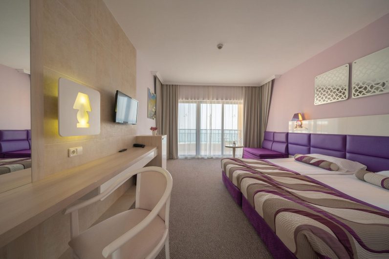 19-06 Arabella 3 ARA Double_deluxe_seaview_room-DBLDX(1)