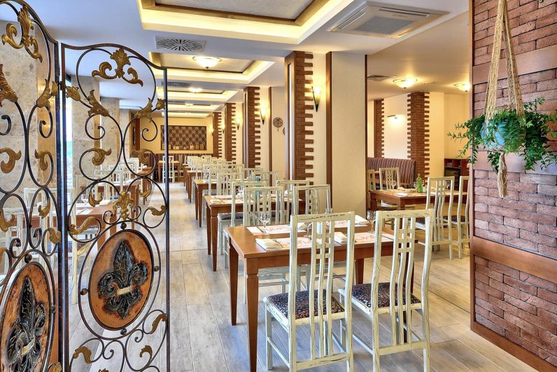 19-06 Metropol 5 Prego_a-la-carte-rastaurant