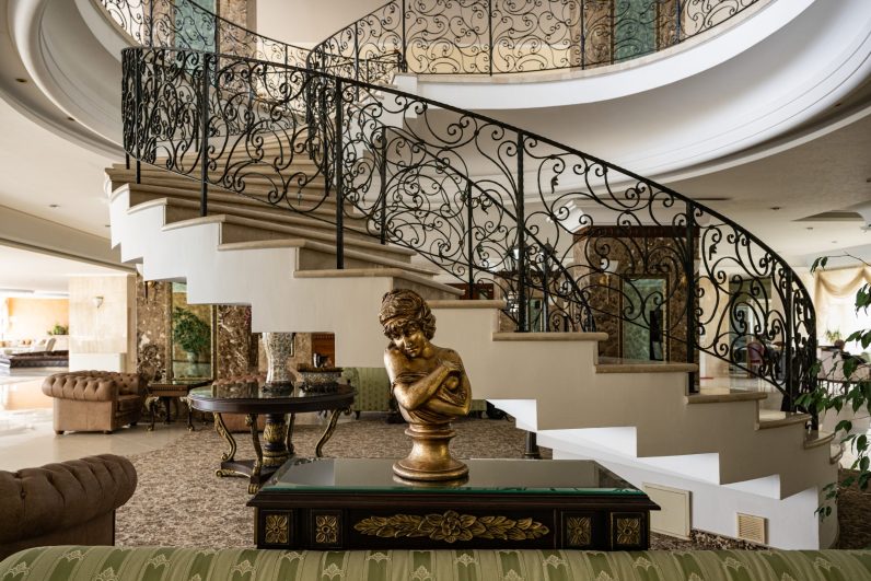 palace_lobby