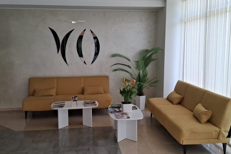 yo-reception