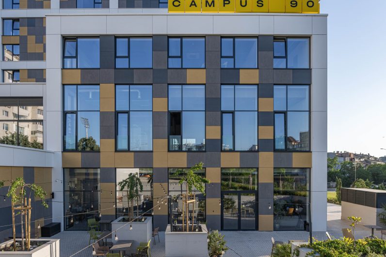 Campus 90