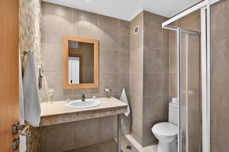 Standard Room Bathroom