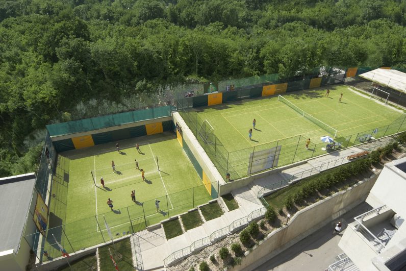 Tennis